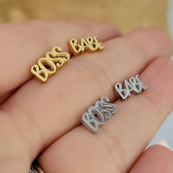 🔥LAST PAIRS🔥 Boss Babe Stud Earrings, choice of color - Picture 4 of 6